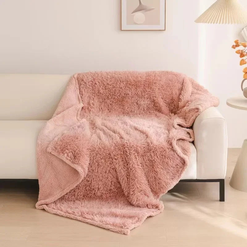 SnugNest™ Luxe Couple Blanket